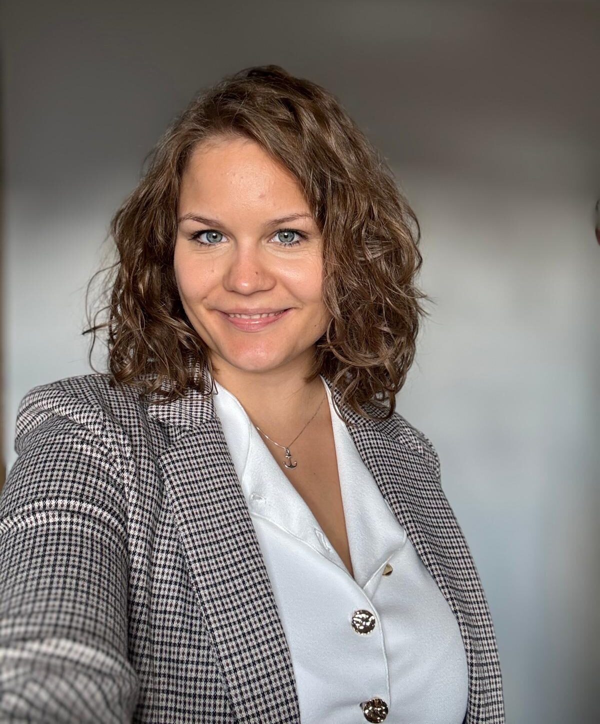 Wiebke Lange – Mentorin für emotionale Klarheit und Finanzen, Gästin im SHEroesPage Podcast